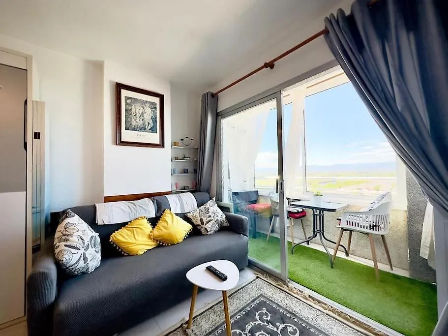 Beach Studio Empuriabrava 0*,